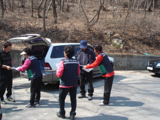 고성_영현면주부민방위기동대,_산불예방_홍보_나서(연화리_약수터)