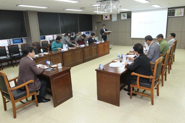 (고성군, 수산물 공동브랜드 네이밍 ‘고성해자란’ 최종 선정)고성군 수산물 공동브랜드 개발용역 협의체 3차회의 (1).JPG