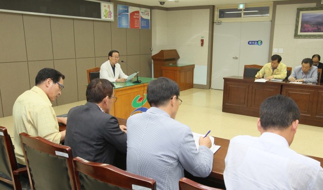 고성군, 비상시국에 따른 ‘지역안정 특별 대책’ 적극 추진(최평호 고성군수).JPG