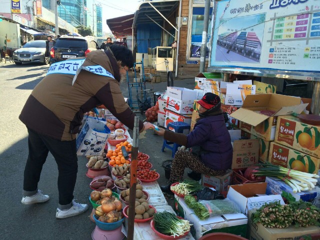 고성군, 도로명주소 홍보 나서(고성시장).jpg